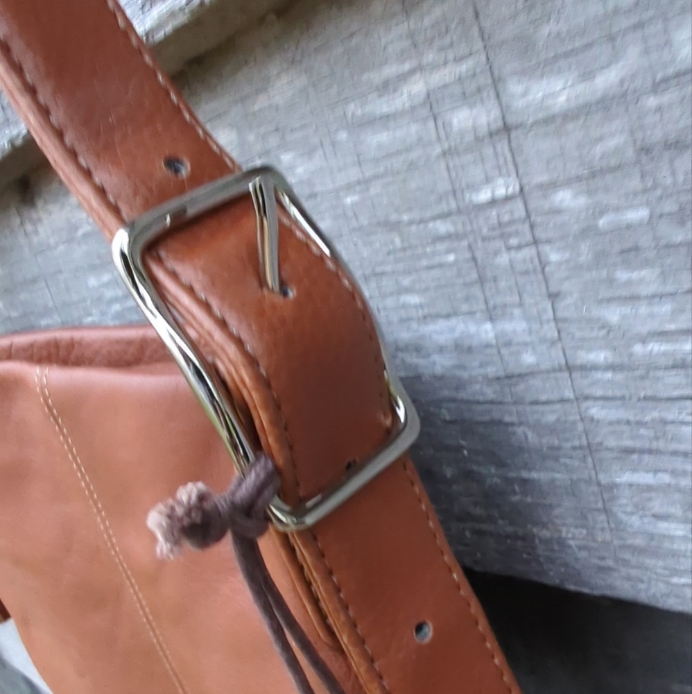 Genuine Leather ๐Natural Pebbled Cross Body/Shoulder Bag NWOT - Picture 10 of 16